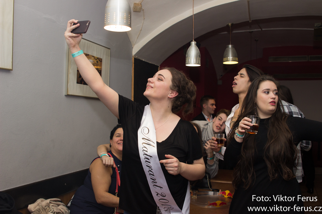 ,2018:01:21,02:05:45,1024