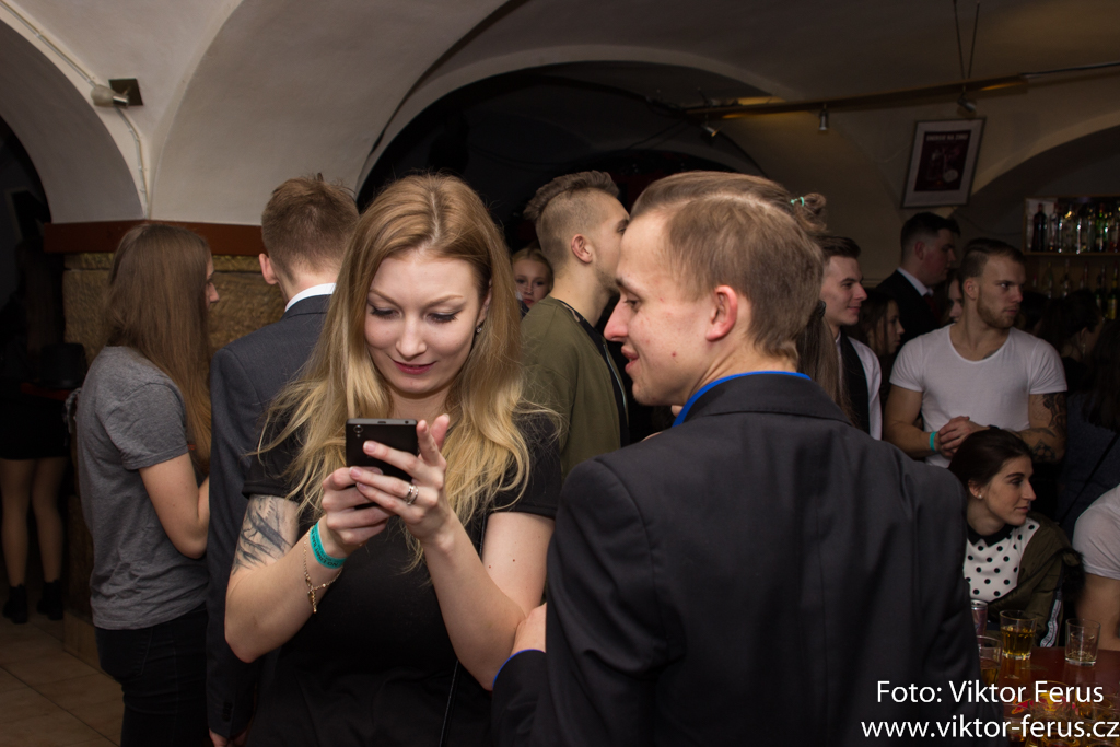 ,2018:01:21,02:09:15,1024