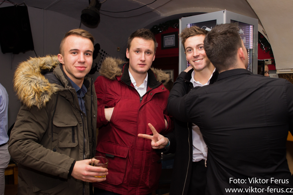 ,2018:01:21,02:13:00,1024