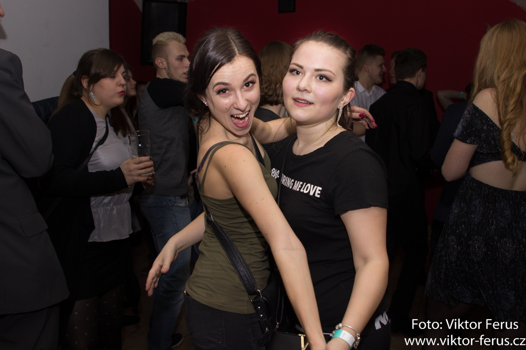 ,2018:01:21,02:34:00,1024