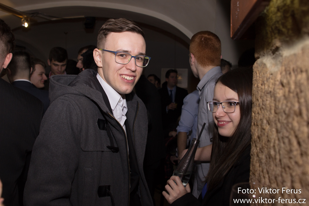 ,2018:01:21,02:39:05,1024