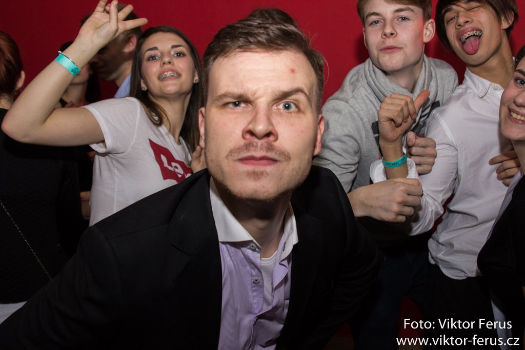 ,2018:01:21,02:39:57,1024