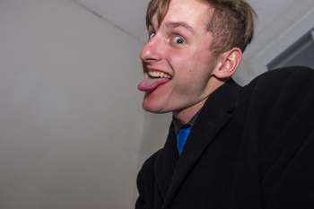 ,2018:02:09,23:45:17,1024