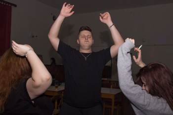 ,2018:03:10,23:00:39,1024