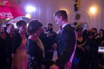 ,2019:01:11,21:44:48,1024