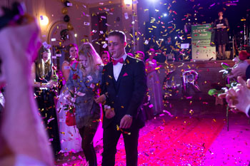 ,2019:01:11,21:58:22,1024