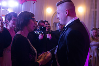 ,2019:01:11,21:59:56,1024