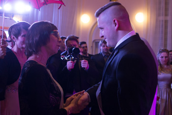 ,2019:01:11,21:59:56,1024